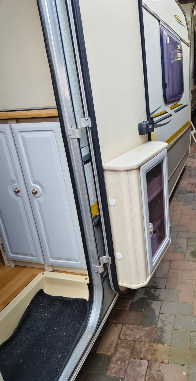 2003 Jurgens Penta Caravan (CT 1625)