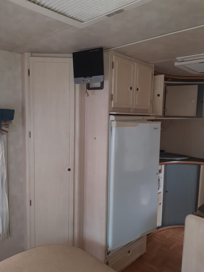 2007 Jurgens Classique Caravan (CT 1482)