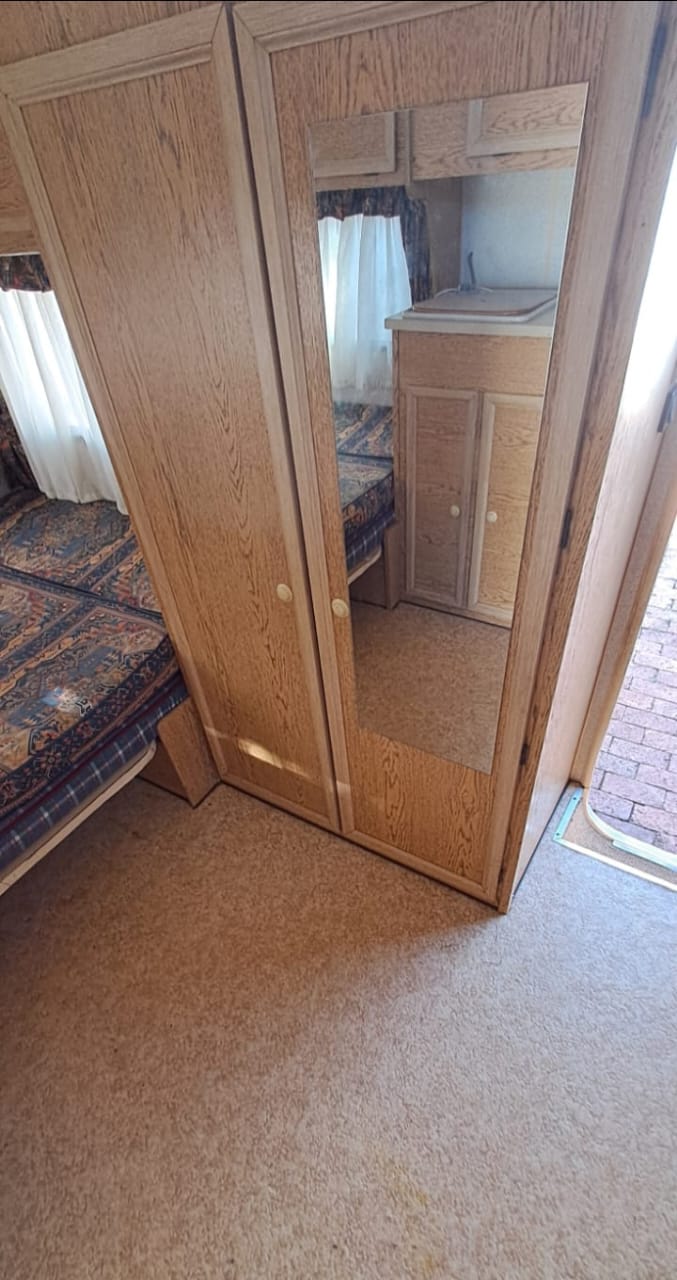 1991 Jurgens Fleetline S Caravan (CT 1546)