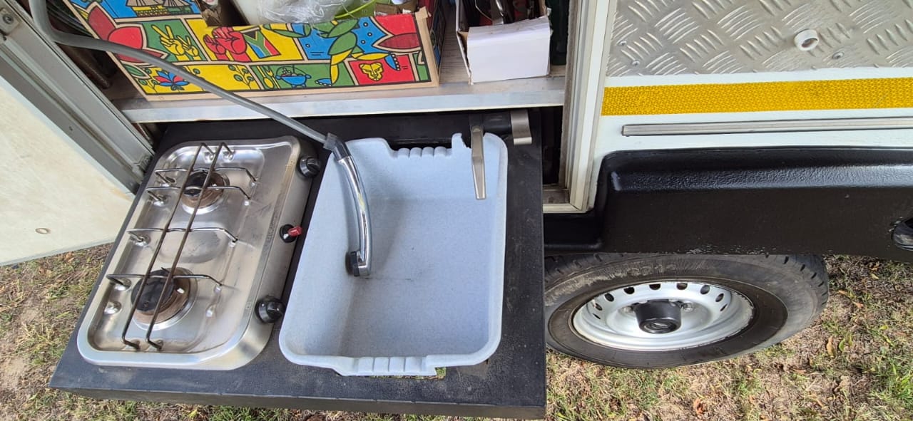 2017 Nissan NP 300 Hardbody 4x4 Camper Van (CT 1490)