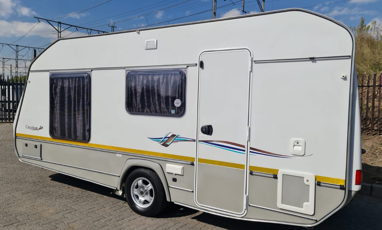 SOLD 2013 Jurgens Classique Caravan (CT 1347)