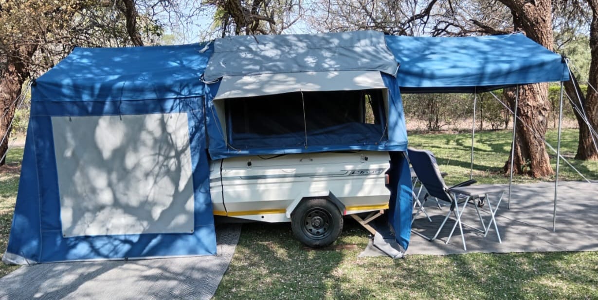 2014 Jurgens Camplite Camping Trailer (CT 1474)