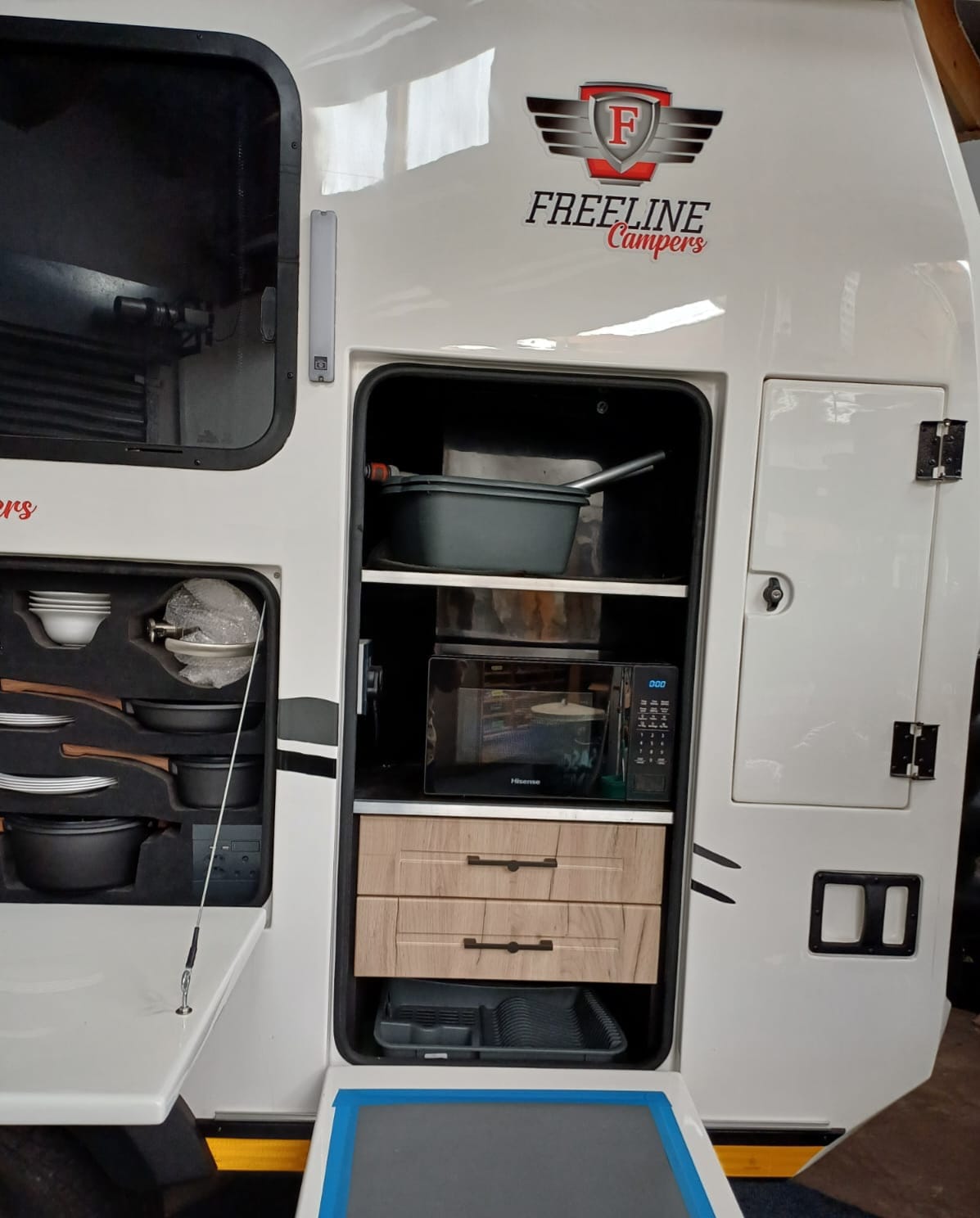 2024 Freeline Maverick Caravan (CT 1564)