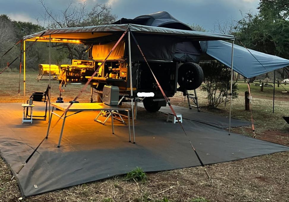 SOLD 2024 Metalian Maxi 4x4 Camping Trailer (CT 1488)