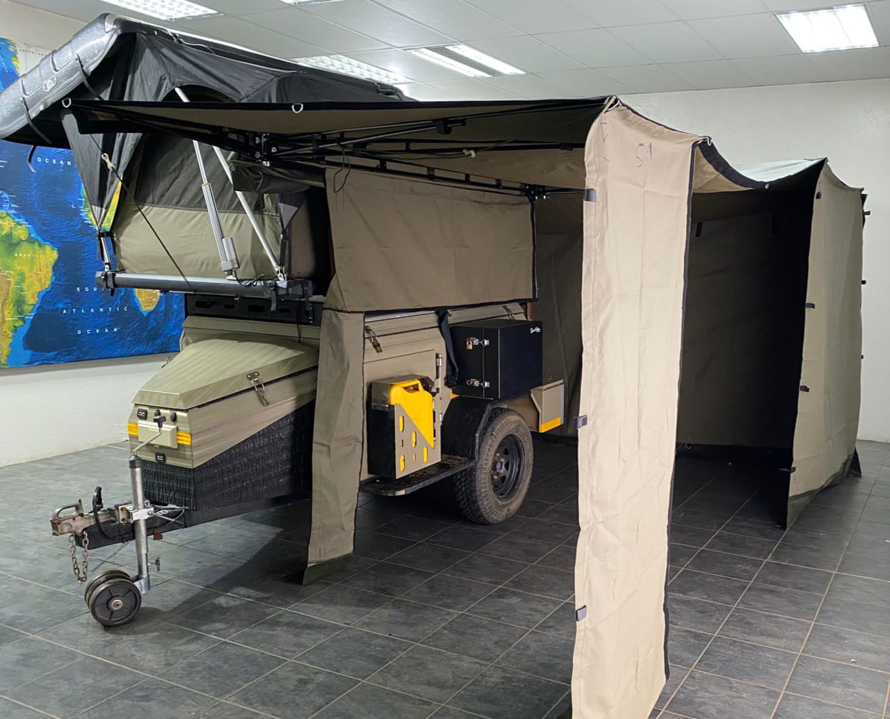 2000 Wildernis 310 Camping Trailer (CT 1410)