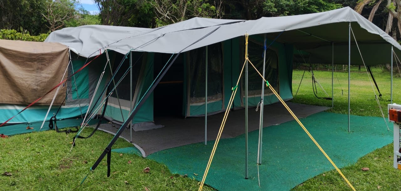 2000 Gypsey Regal Caravan (CT 1484)