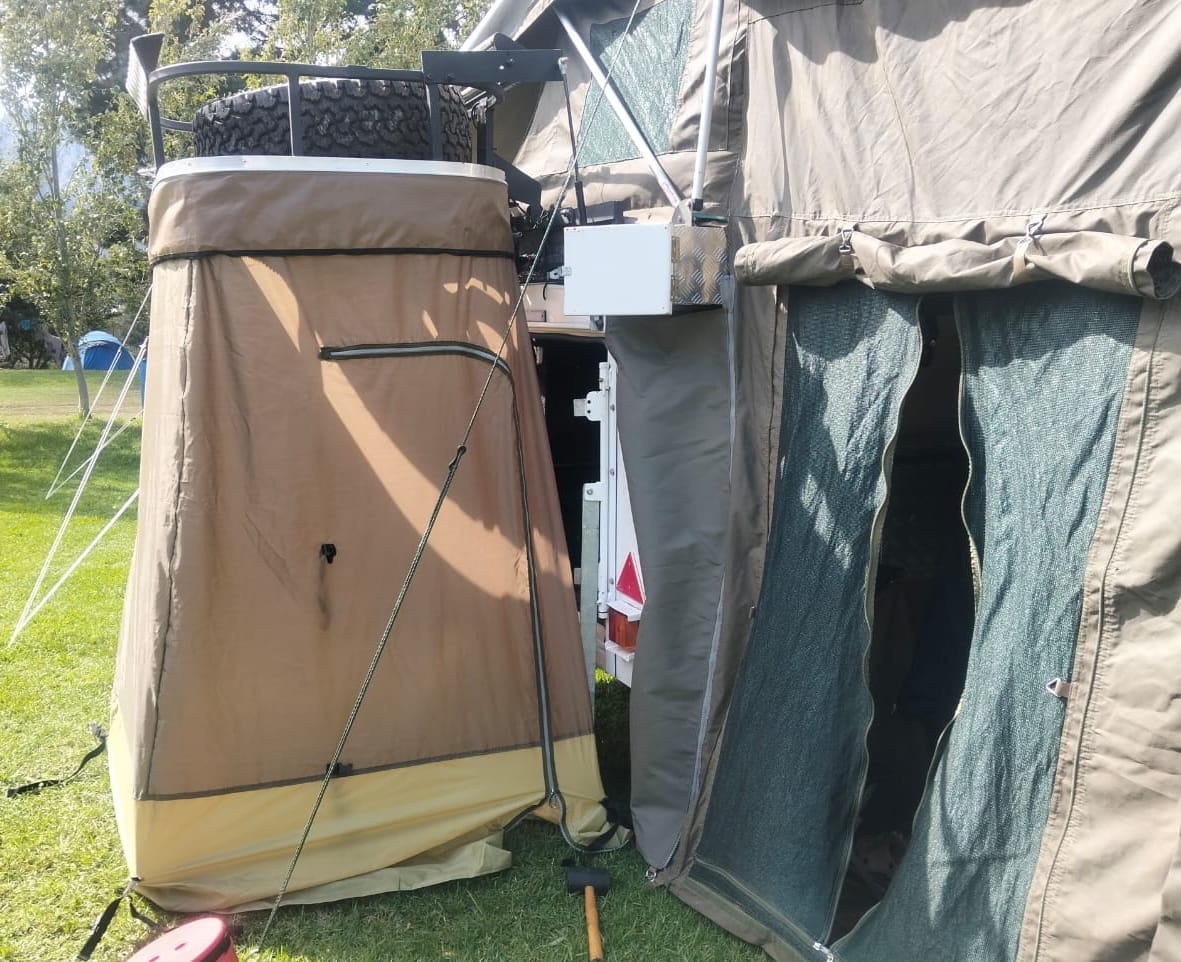 2005 Challenger Bundu Basher Off Road Camping Trailer (CT 1575)