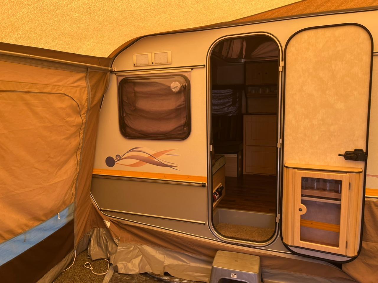 2009 Jurgens Palma Xtreme Caravan (CT 1594)