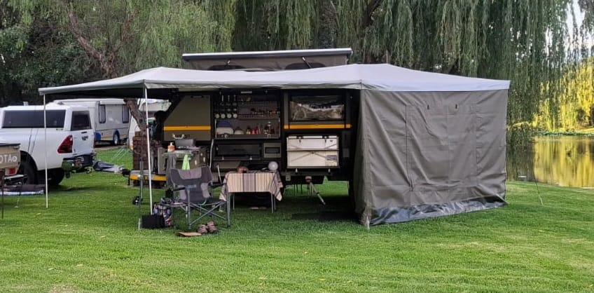 2024 Summit Karenga Off Road Caravan (CT 1598)