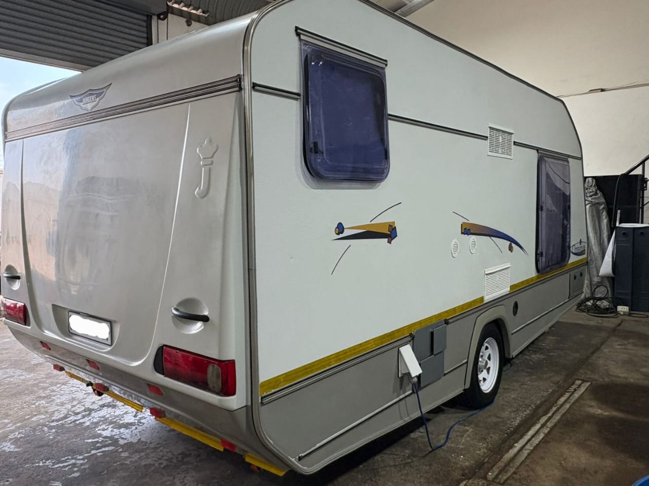 2006 Jurgens Classique Caravan (CT 1481)