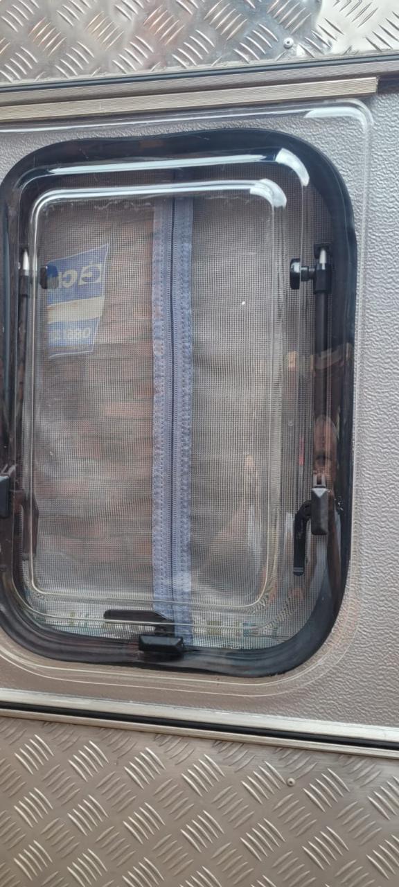 Bakkiemate camper (CT 1528)