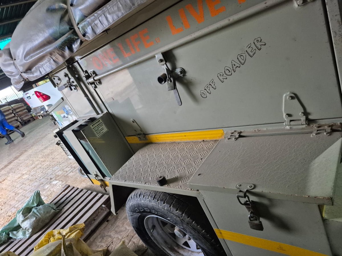 2011 Afrispoor Off Roader Camping Trailer (CT 1646)