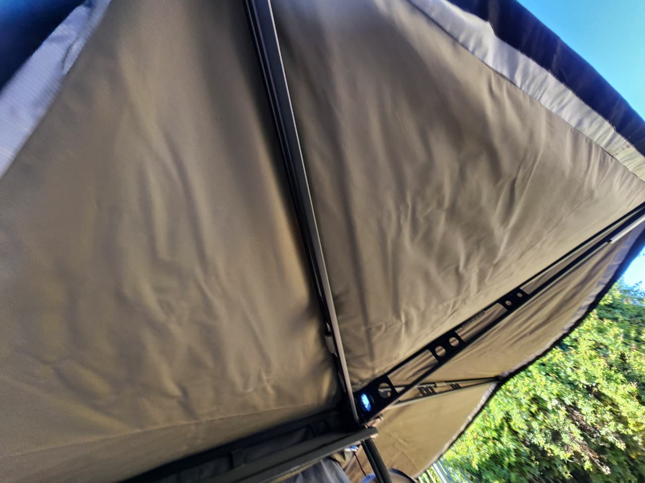 2021 Conqueror Compact Platinum Off Road Camping Trailer (CT 1605)