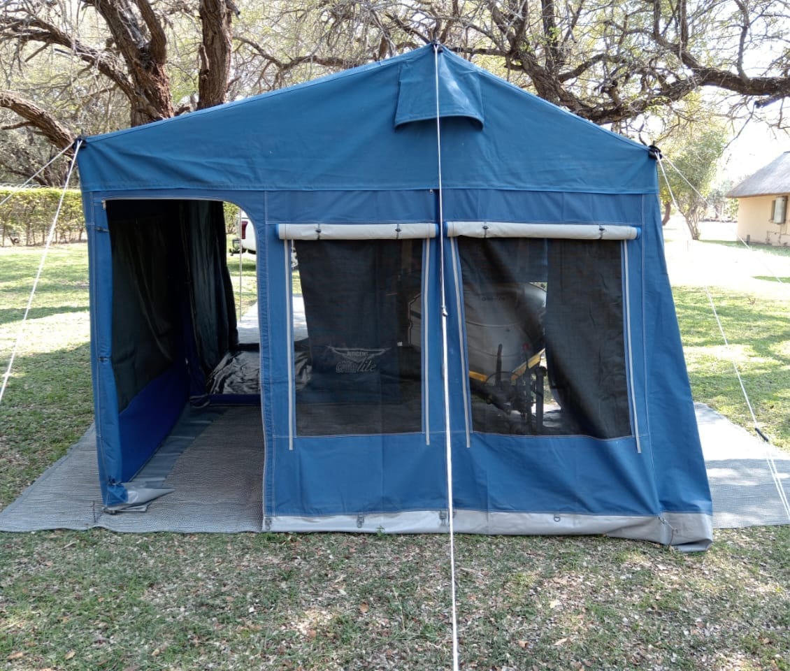 2014 Jurgens Camplite Camping Trailer (CT 1474)