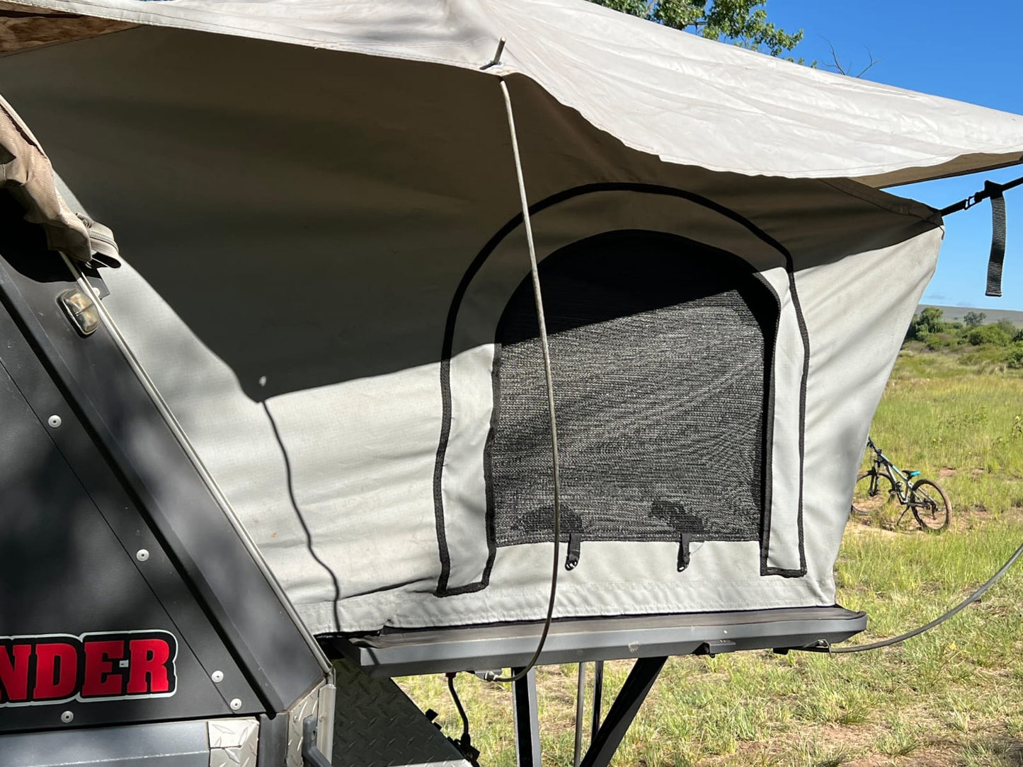 SOLD 2018 Conqueror Commander Platinum Edition Off Road Camping Trailer (CT 1309)