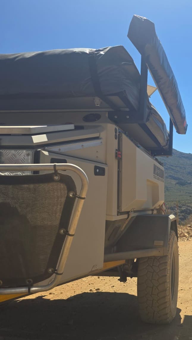 2011 Mission Jupitor Off Road Camping Trailer (CT 1607)