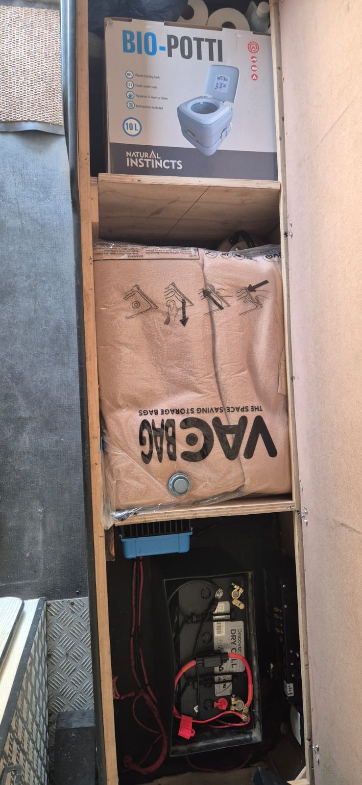 2017 Nissan NP 300 Hardbody 4x4 Camper Van (CT 1490)