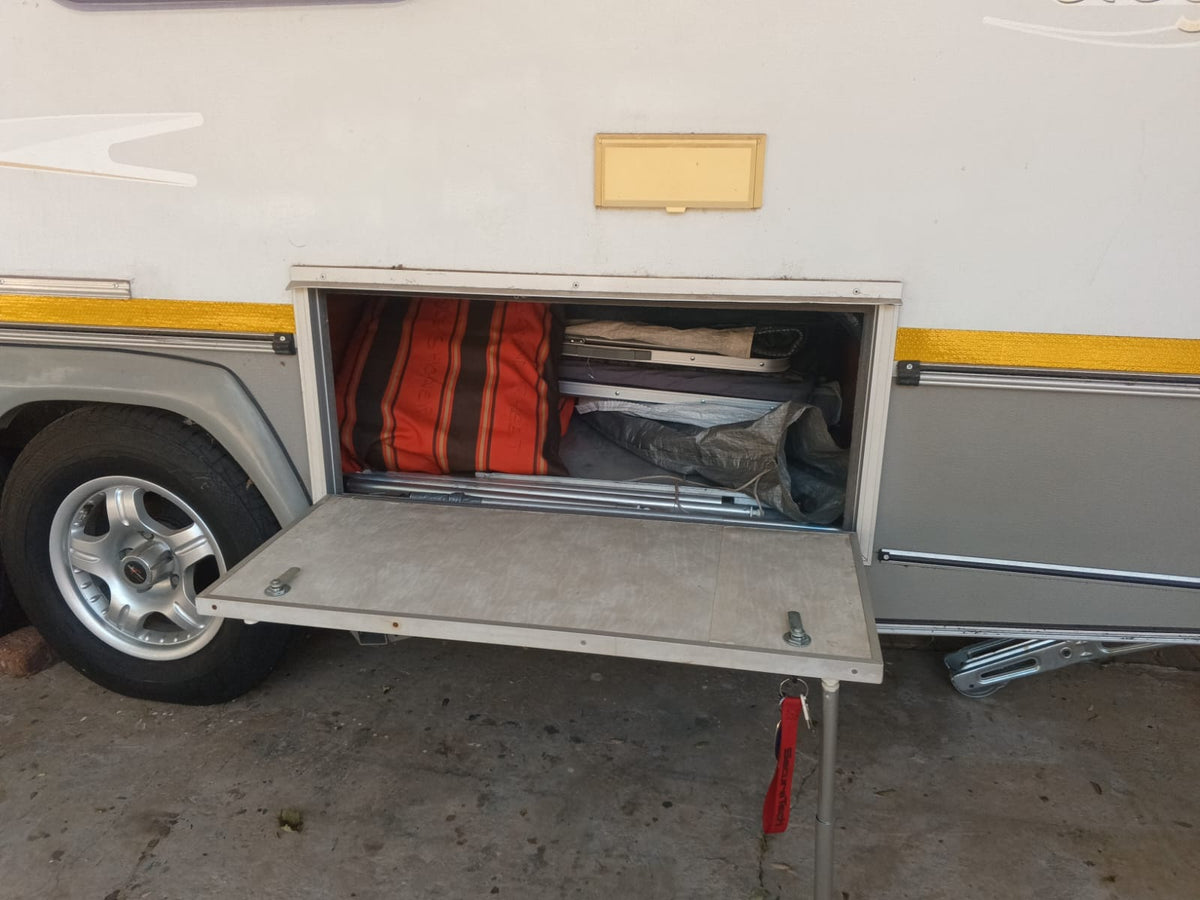 2012 Jurgens Elegance Caravan (CT 1602)