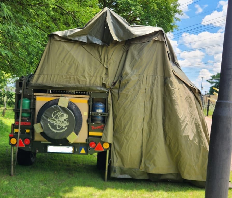 2015 Conqueror Conquest II Camping Trailer (CT 1495)