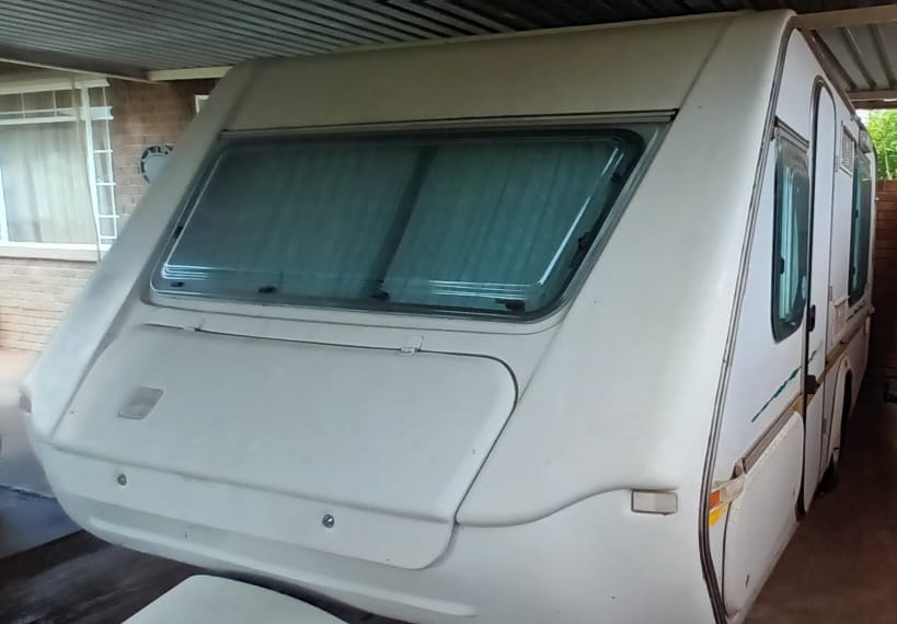 SOLD 2001 Gypsey Rapier Caravan (CT 1478)