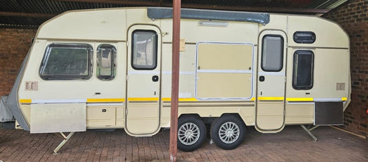 1998 Wilk Amythest Rebuild Caravan (CT 1346)