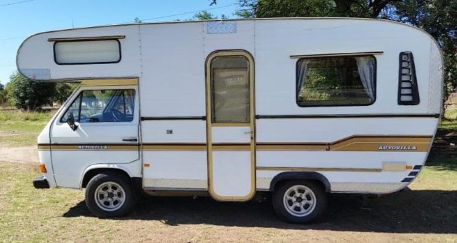 SOLD 1982 VW Autovilla Motorhome (CT 1325)