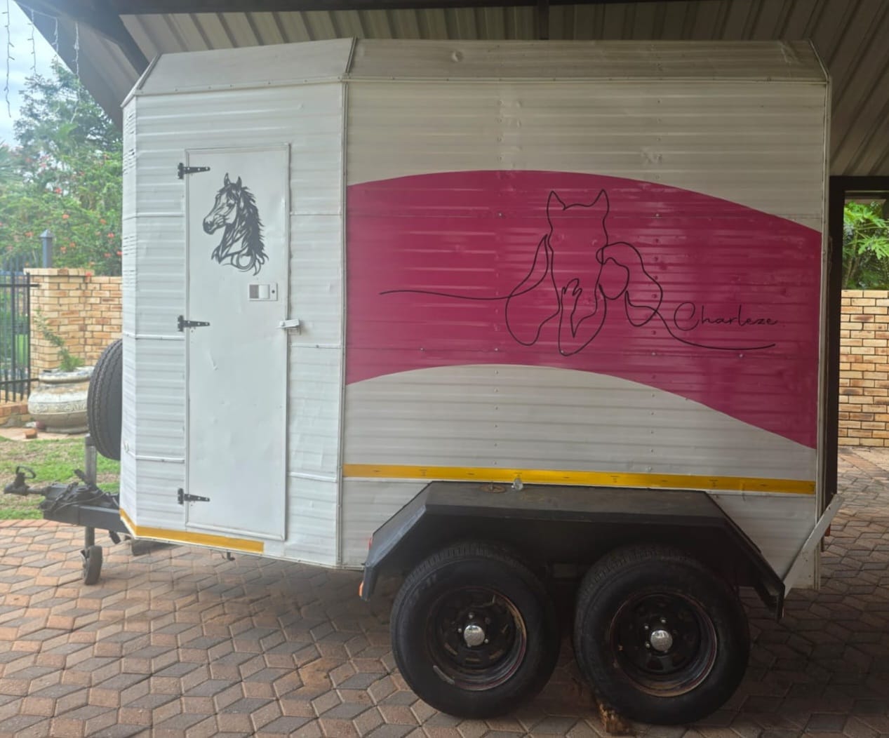 2025 Horsebox (CT 1548)
