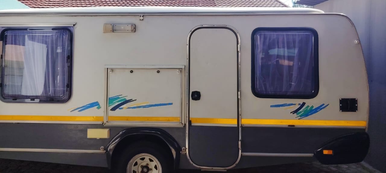 2001 Sprite Splash Caravan (CT 1614)