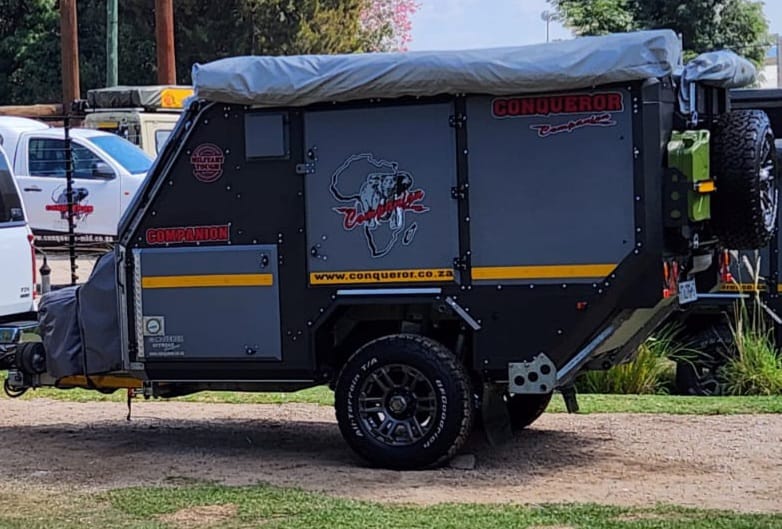 SOLD 2018 Conqueror Companion Platinum Off Road Camping Trailer (CT 1354)