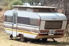 1985 Jurgens Fleetline Caravan (CT 1535)