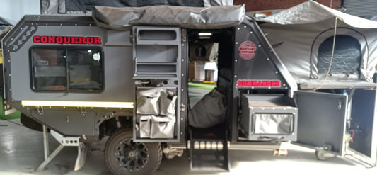 2020 Conqueror Commander Platinum Off Road Camping Trailer (CT 1420)