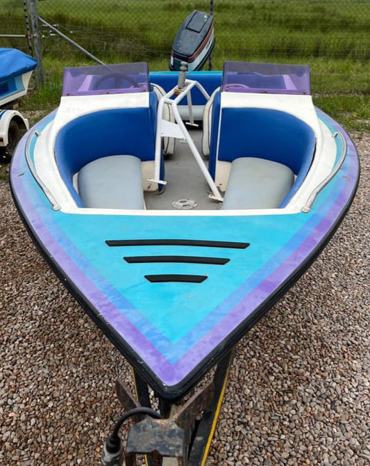 ( SOLD) Samcraft Sensator Ski Boat (CT 1159)