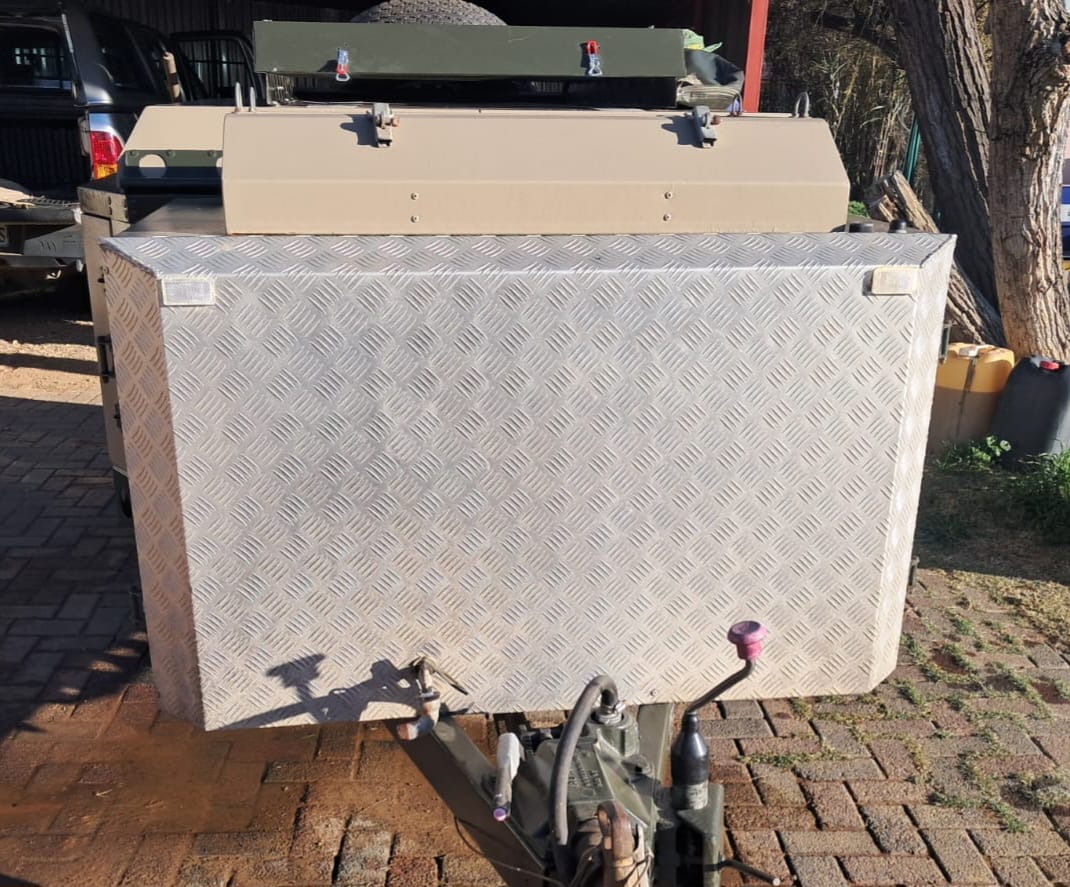 2006 Conqueror Supra I Off Road Camping Trailer (CT 1619)