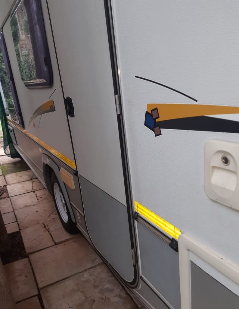 2007 Jurgens Classique Caravan (CT 1482)