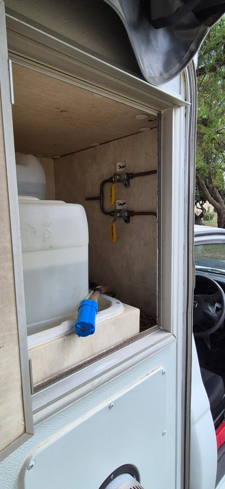 2017 Nissan NP 300 Hardbody 4x4 Camper Van (CT 1490)