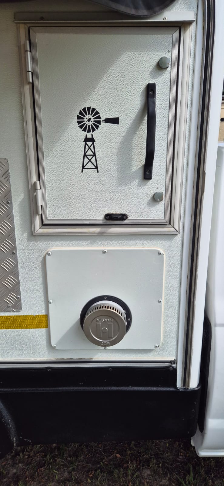 2017 Nissan NP 300 Hardbody 4x4 Camper Van (CT 1490)