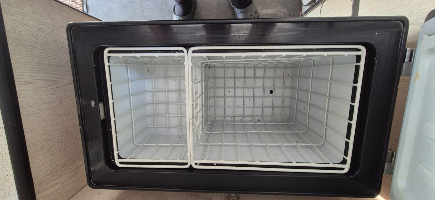 2017 Nissan NP 300 Hardbody 4x4 Camper Van (CT 1490)