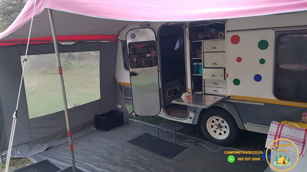 2000 Jurgens Fleetline Caravan (CT 1213)