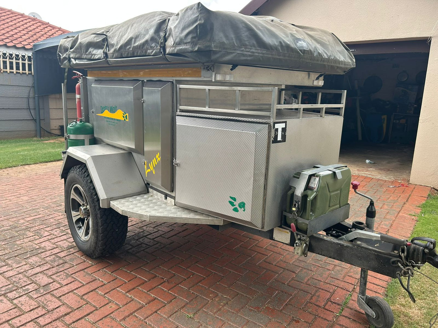 2006 Desert Wolf Lynx Camping Trailer (CT 1527)