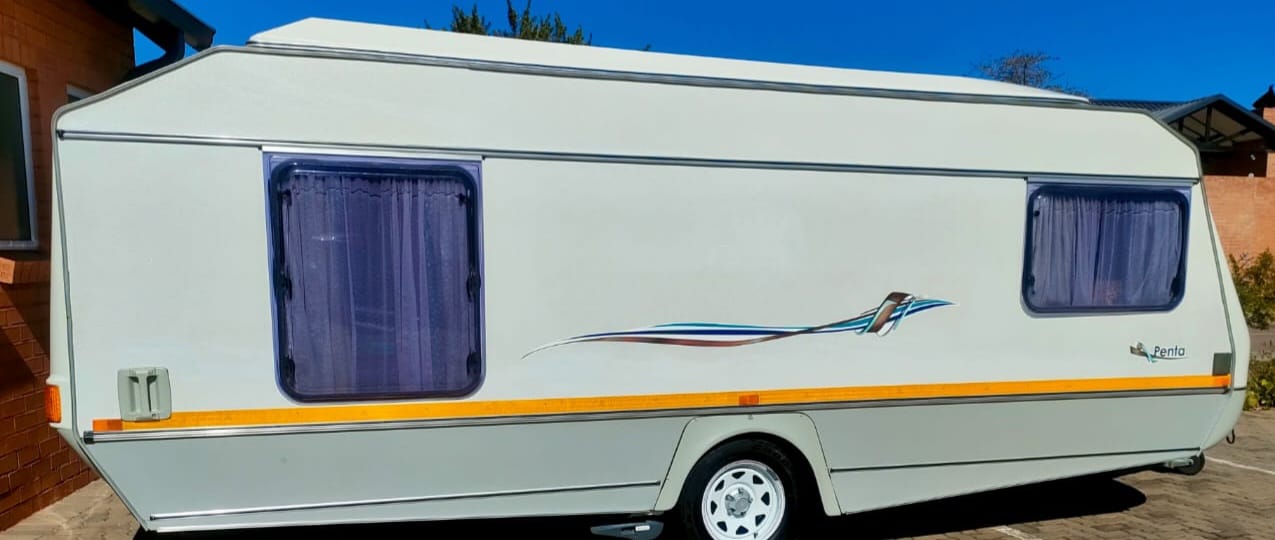 2000 Jurgens Penta Caravan (CT 1604)