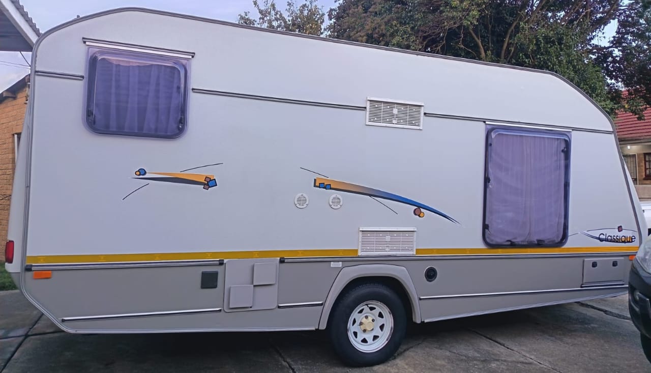 2008 Jurgens Classique Caravan (CT 1595)