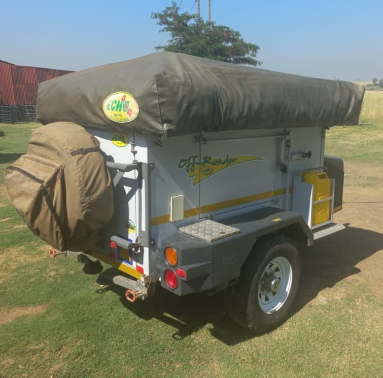 2010 Echo 4 Camping Trailer (CT 1519)