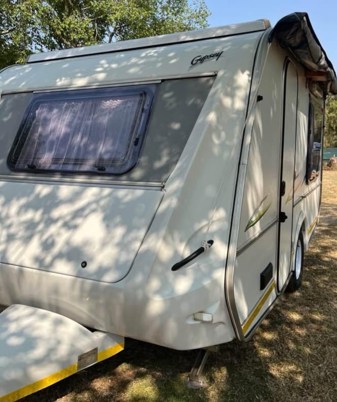 2010 Gypsey Rascal Caravan (CT 1556)
