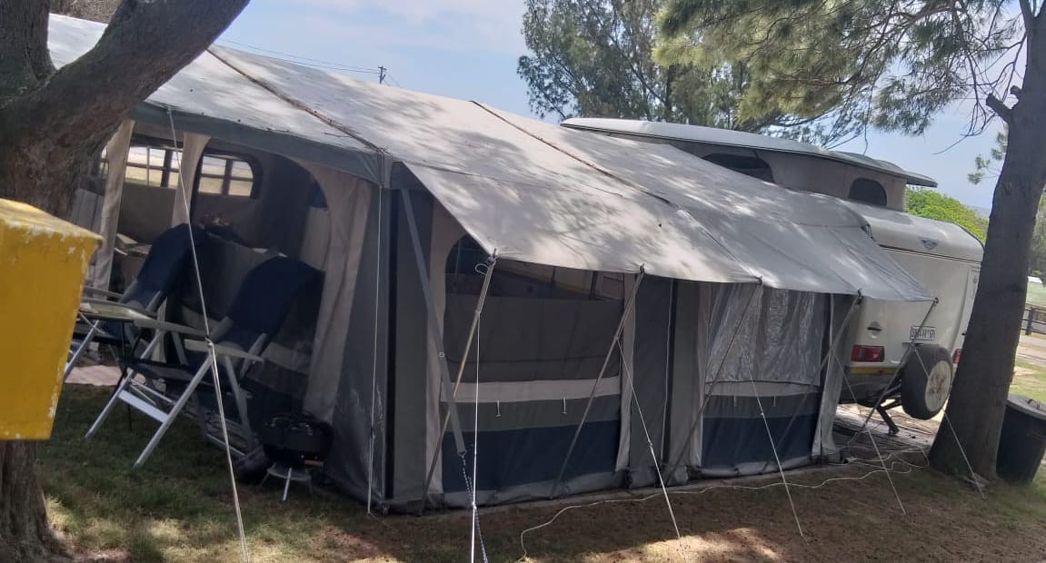 2002 Jurgens Fleetline Caravan (CT 1468)