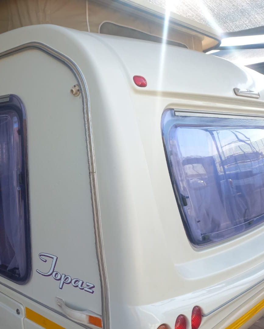 SOLD 2001 Wilk Topaz Caravan (CT 1330)
