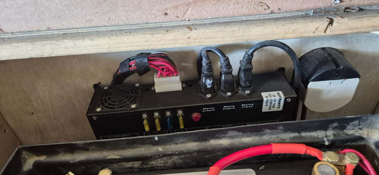 2017 Nissan NP 300 Hardbody 4x4 Camper Van (CT 1490)