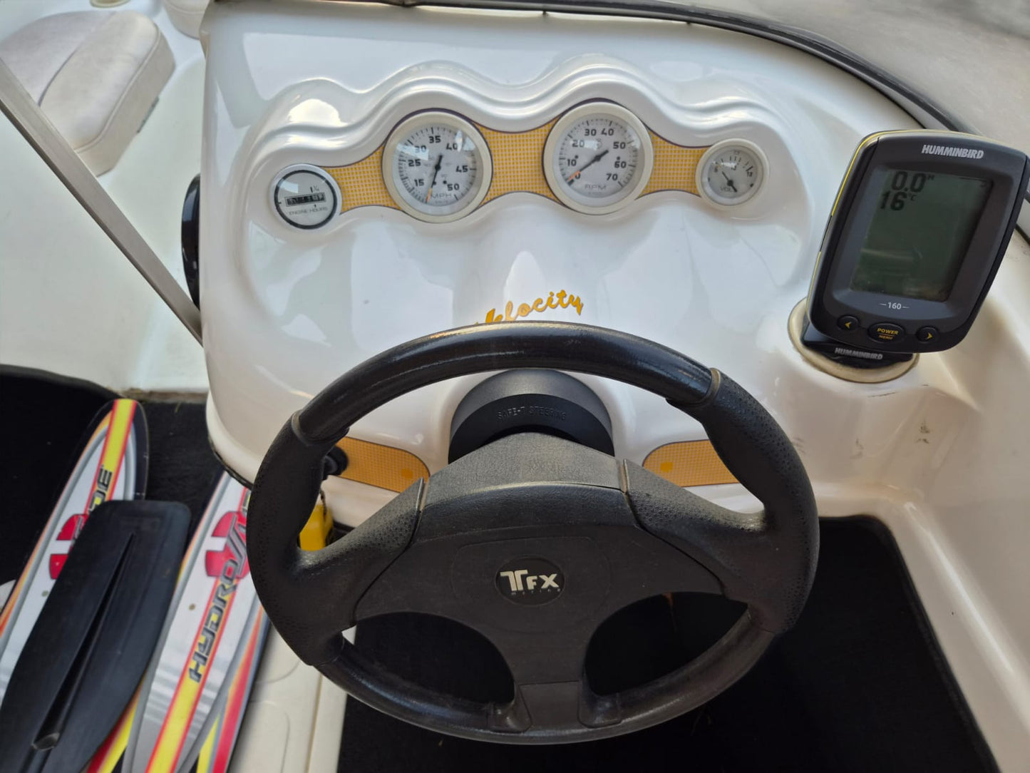 2005 Viking Velocity Ski Boat (CT 1609)