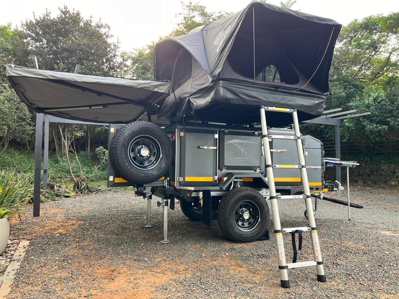 SOLD 2024 Metalian Maxi 4x4 Camping Trailer (CT 1488)