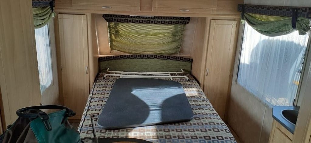 2011 Gypsey Regal Caravan (CT 1632)