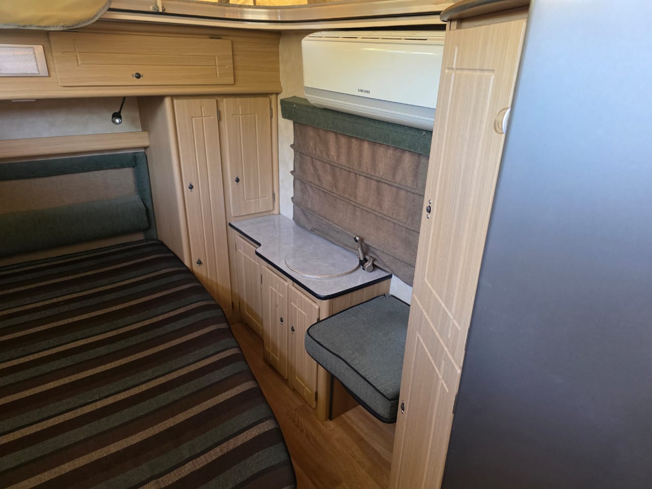 2012 Jurgens Penta Caravan (CT 1574)